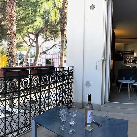Pinede Juan-les-pins Apartment